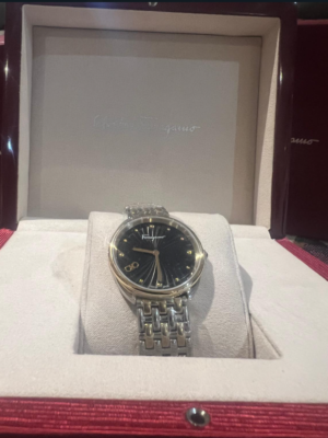 Salvador Ferragamo classic RRP 999